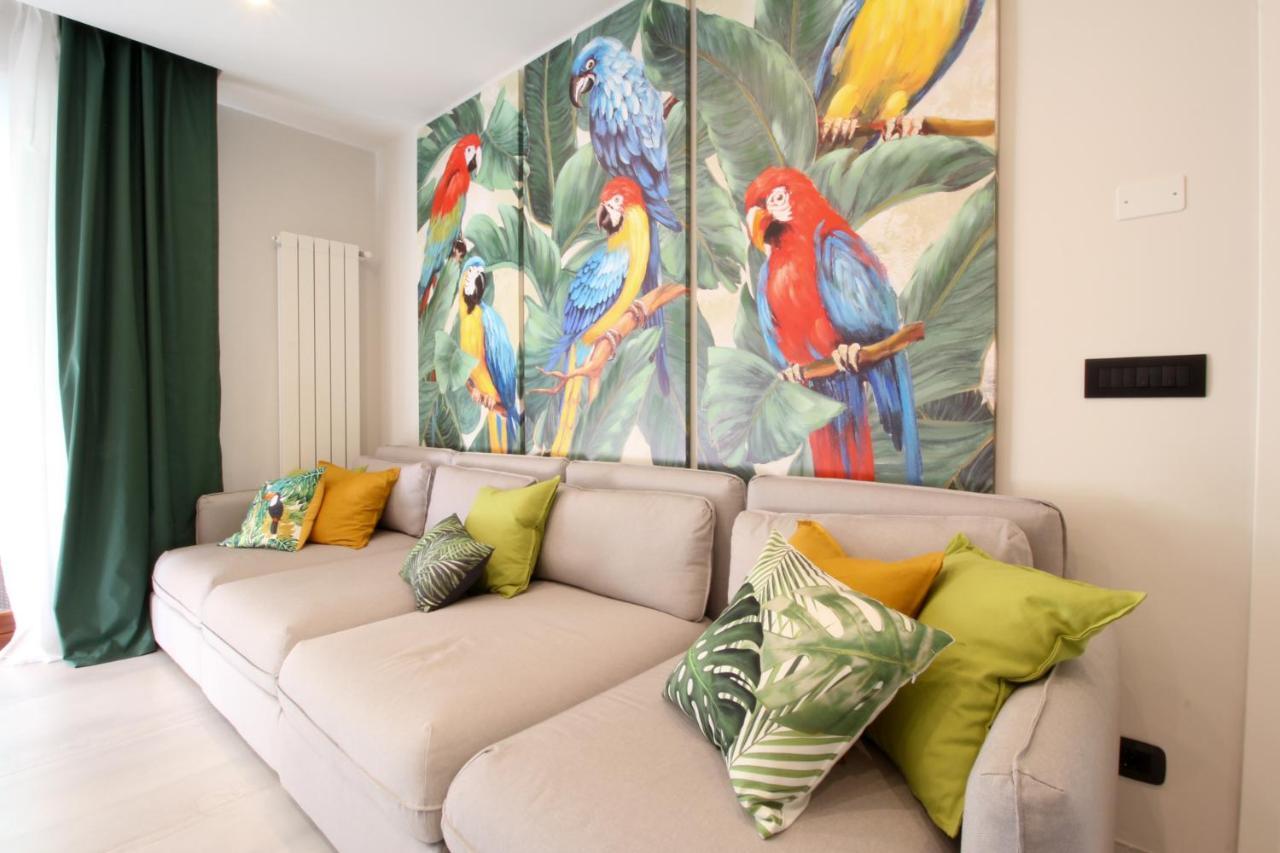 Апартаменты Parrots & Palms Бордигера Экстерьер фото